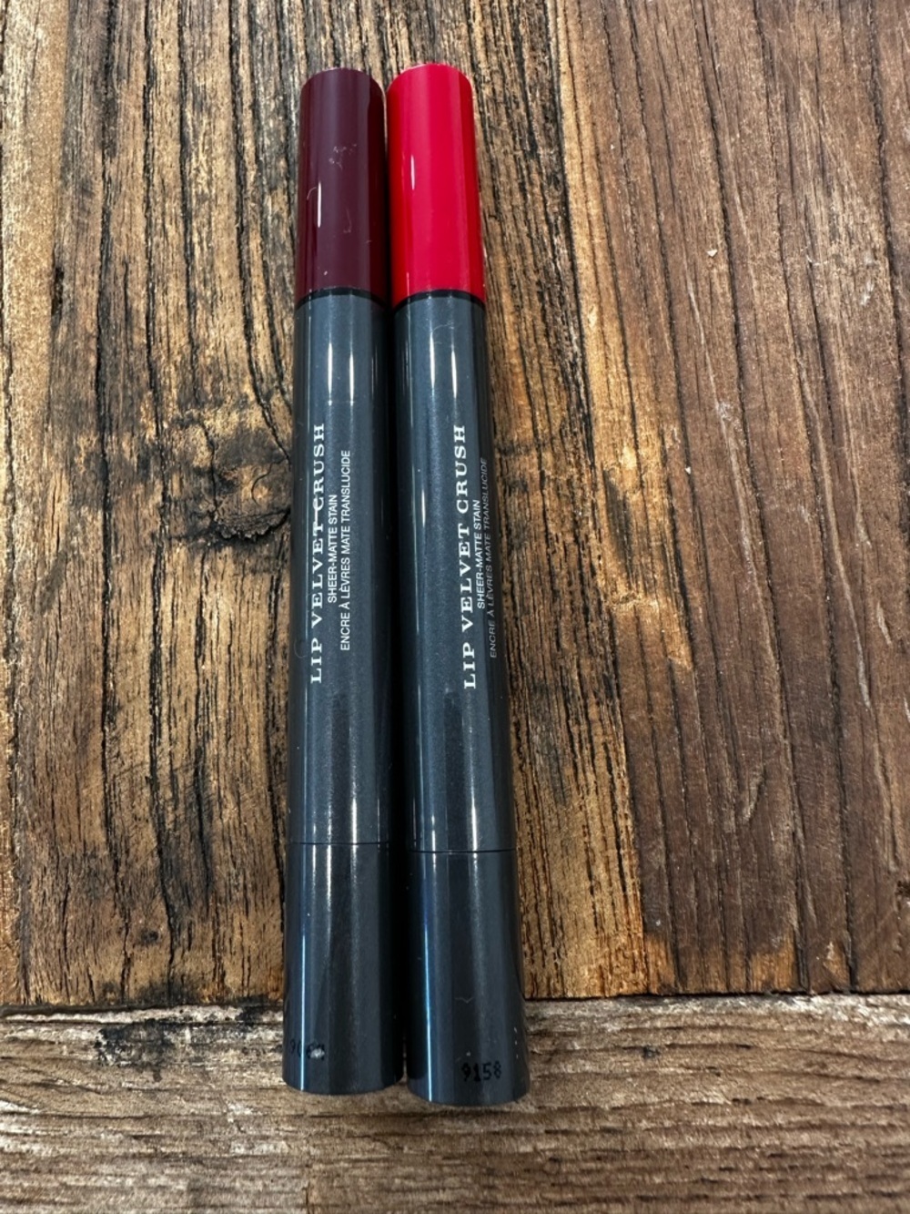 Burberry Lip Crayons Duo - Deep Berry & Bright Red - Picture 2 of 6